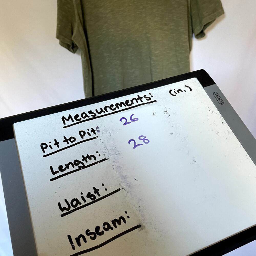 Banana Republic olive green vintage v-neck men's size XL t-shirt cotton top - Picture 5 of 6